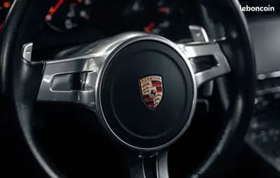 Porsche 911 GTS — Miniature 8