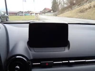 Mazda Mazda2 — Miniature 10