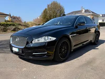 Jaguar XJ Portfolio — côté