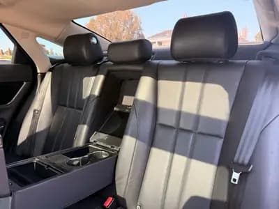 Jaguar XJ Portfolio — Miniature 10