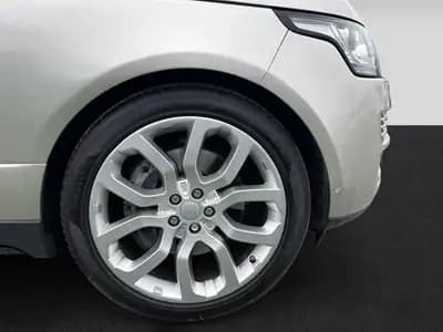 Land Rover Range Rover LWB 5.0 V8 SC Autobiography — Prestige et puissance, 101'500 km — Miniature 8