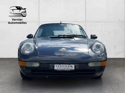 Porsche 911 Carrera 4 Cabriolet — Roadster légendaire 1995, transmission intégrale et toile — tableau de bord