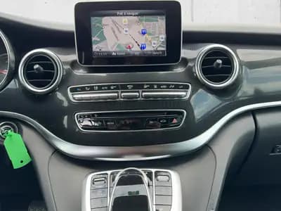Mercedes-Benz V 250 d Lang 4Matic — Monospace 7 places, diesel efficace, transmission automatique — Miniature 14