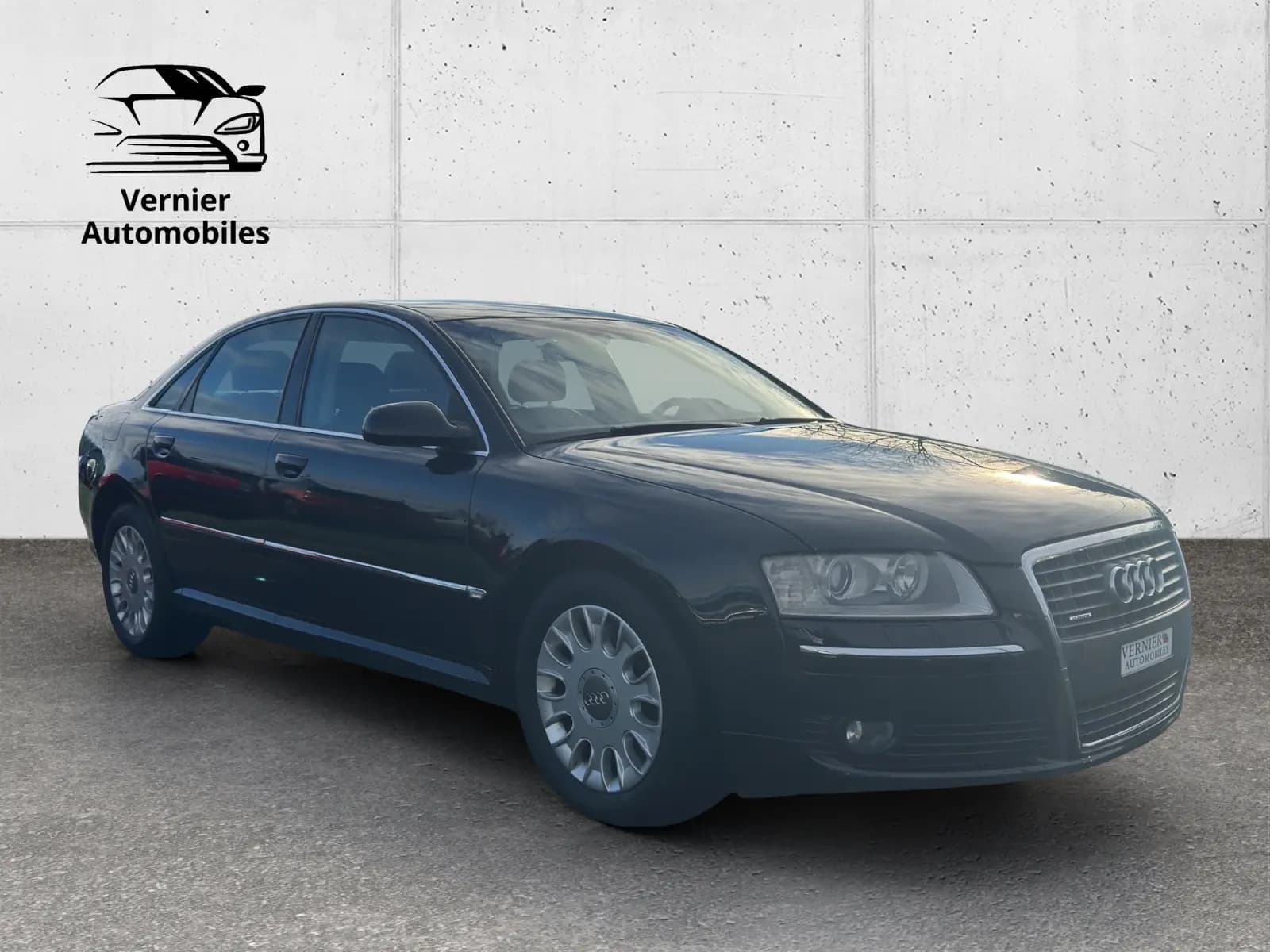 Audi A8 4.2 Quattro — Berline de prestige, 349 ch et transmission intégrale