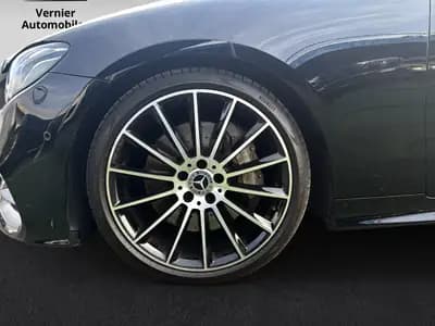 Mercedes-Benz E 300 Cabriolet AMG Line — Décapotable sportive, 245 ch et moins de 90 000 km — Miniature 9