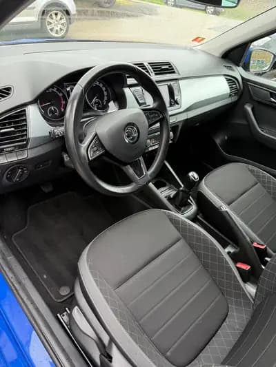 Skoda Fabia Combi 1.0 TSI - Polyvalence et efficacité énergétique — intérieur