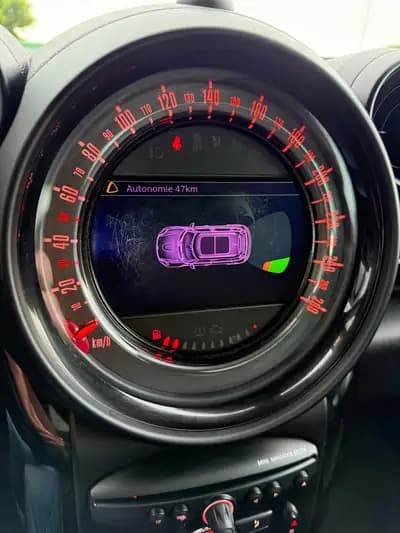 MINI Countryman Cooper S ALL4 - SUV compact sportif avec traction intégrale — détail