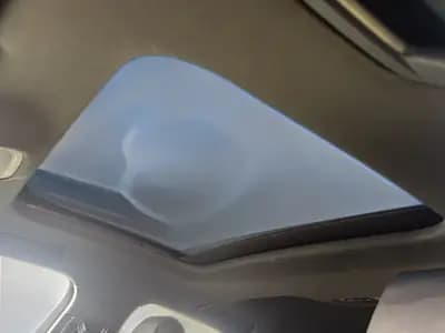 Audi RS Q3 Sportback quattro — 400 ch dynamiques, SUV coupé haute performance — Miniature 10