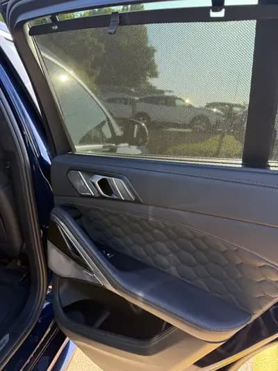 BMW X6M Steptronic - 600 ch de performance brute — Miniature 7