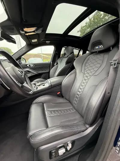 BMW X6M Steptronic - 600 ch de performance brute — Miniature 13