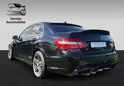 Mercedes-Benz E 63 AMG — Berline sport légendaire, 525 ch et expertise récente — intérieur