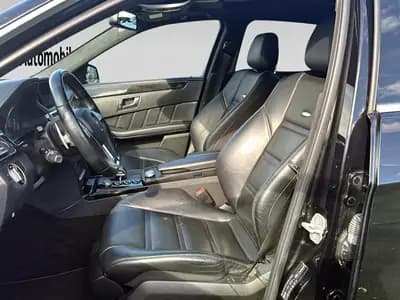 Mercedes-Benz E 63 AMG — Berline sport légendaire, 525 ch et expertise récente — Miniature 13