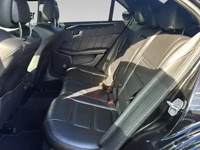 Mercedes-Benz E 63 AMG — Berline sport légendaire, 525 ch et expertise récente — Miniature 14