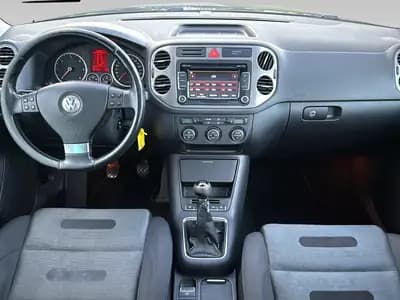 VW Tiguan 2.0 TDI Sport&Style — SUV robuste diesel, sans sinistre et expertise récente — Miniature 12