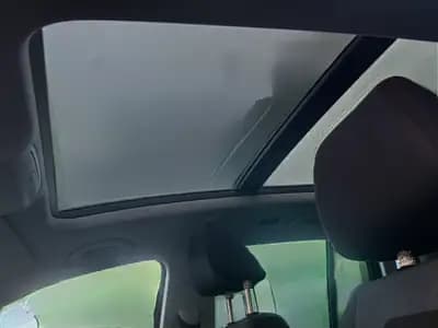 VW Tiguan 2.0 TDI Sport&Style — SUV robuste diesel, sans sinistre et expertise récente — Miniature 14