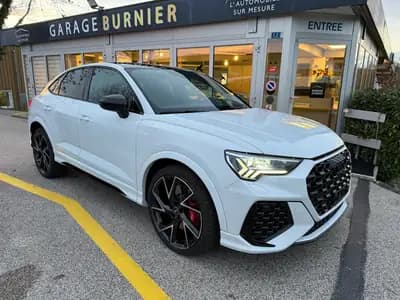 Audi RS Q3 Sportback - Performance sportive et élégance blanche — vue extérieure