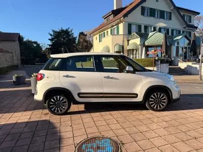 FIAT 500L 0.9 TwinAir Turbo Pop Star — Minivan compact économique et sans sinistre — Miniature 9