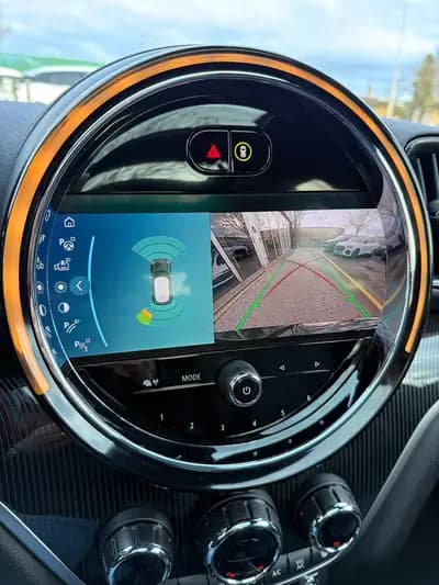 MINI Countryman JCW ALL4 – Dynamique et Polyvalent — Miniature 8