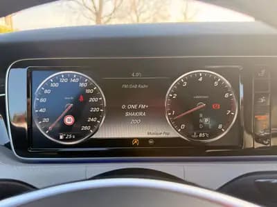 Mercedes-Benz S 500 Cabriolet — Élégance décapotable, 455 ch et prestige allemand — Miniature 10