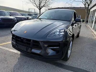 Porsche Macan S PDK – Sportivité et prestance garanties — côté