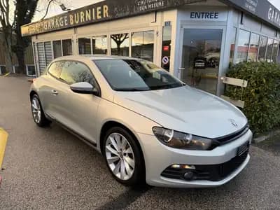 VW Scirocco 2.0 TSI – Le coupé sportif au tempérament affirmé — vue extérieure