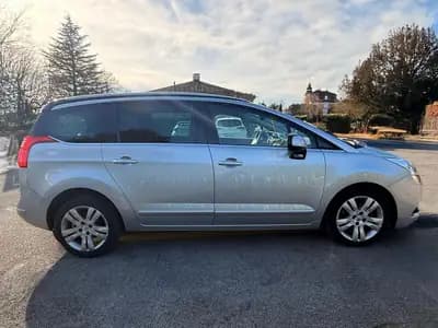 Peugeot 5008 1.6 16V Turbo — 7 places, boîte automatique, sans sinistre — Miniature 8