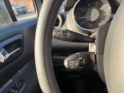 Peugeot 5008 1.6 16V Turbo — 7 places, boîte automatique, sans sinistre — Miniature 17