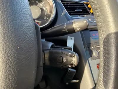 Peugeot 5008 1.6 16V Turbo — 7 places, boîte automatique, sans sinistre — Miniature 18