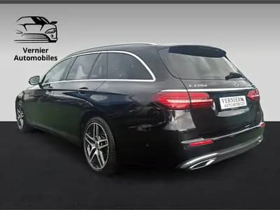 Mercedes-Benz E 220 d T 4Matic — Break diesel hybride, 55 000 km seulement — détail