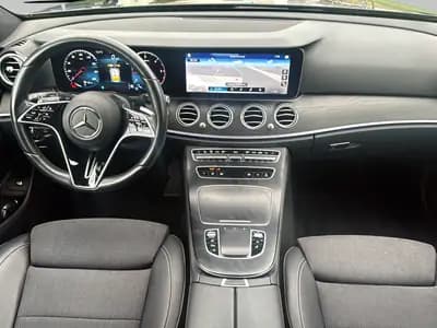 Mercedes-Benz E 220 d T 4Matic — Break diesel hybride, 55 000 km seulement — Miniature 12