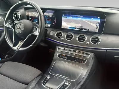 Mercedes-Benz E 220 d T 4Matic — Break diesel hybride, 55 000 km seulement — Miniature 13