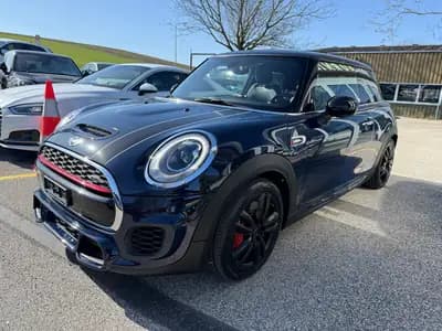 MINI Cooper JCW Steptronic – Sportive et Raffinée — côté