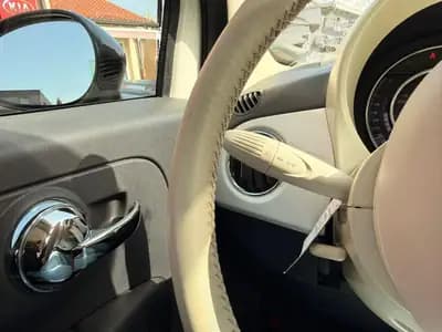 Fiat 500 1.2 Lounge — Citadine incontournable, boîte automatique et sièges cuir — Miniature 21