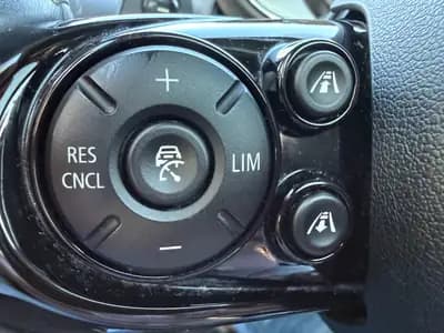 MINI Cooper S Steptronic – Dynamique et économe à la fois — Miniature 9