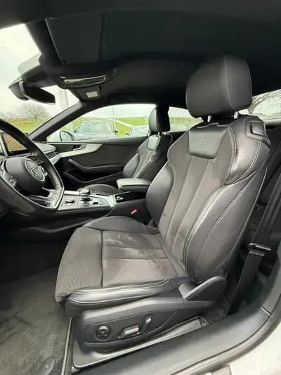 Audi A5 Coupé 2.0 TFSI Sport quattro - Performance et élégance réunies — détail