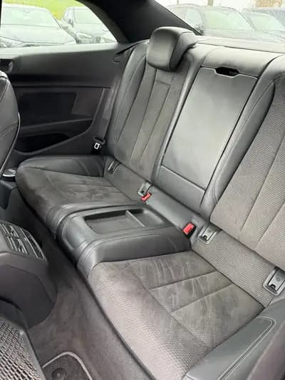 Audi A5 Coupé 2.0 TFSI Sport quattro - Performance et élégance réunies — Miniature 11