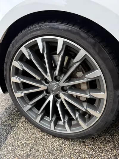 Audi A5 Coupé 2.0 TFSI Sport quattro - Performance et élégance réunies — Miniature 10