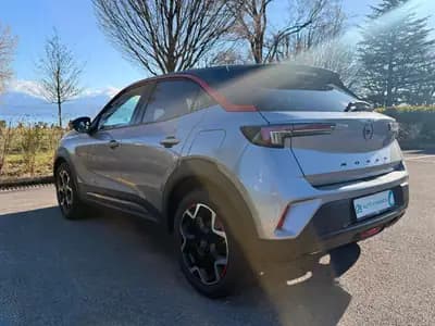 Opel Mokka 1.2 Turbo GS Line — SUV compact automatique, entretien suivi et sans sinistre — tableau de bord