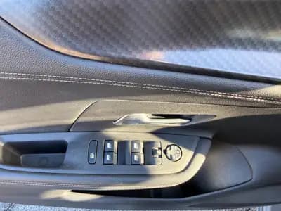 Opel Mokka 1.2 Turbo GS Line — SUV compact automatique, entretien suivi et sans sinistre — Miniature 26