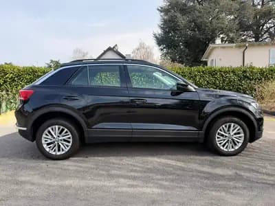 VW T-Roc 1.5 TSI EVO Advance DSG — SUV compact dynamique, 117'000 km, sans accident — Miniature 11