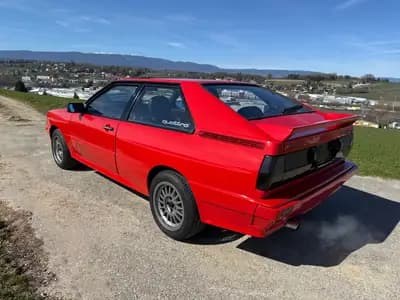 Audi Quattro Turbo 1983 - Légende restaurée de la traction intégrale — côté
