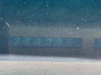 Audi Quattro Turbo 1983 - Légende restaurée de la traction intégrale — Miniature 14