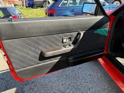 Audi Quattro Turbo 1983 - Légende restaurée de la traction intégrale — Miniature 13