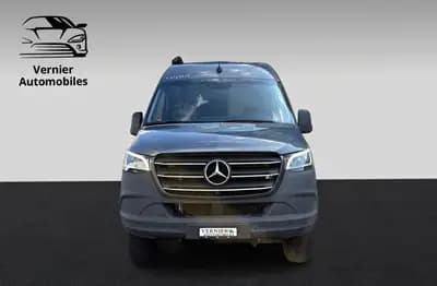Mercedes-Benz Sprinter Microlinner Yucon 2024 — Camping-car intégral, très faible kilométrage — côté