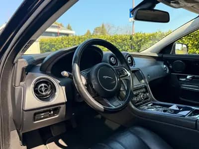 Jaguar XJ 2.0 Executive — Berline de prestige, boîte auto, sans accident — Miniature 11