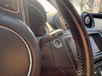 Jaguar XJ 2.0 Executive — Berline de prestige, boîte auto, sans accident — Miniature 18