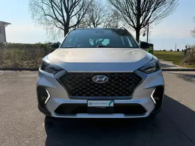 Hyundai Tucson 1.6 TGDI N-Line 4WD — SUV premium avec moteur turbo et transmission DCT — côté