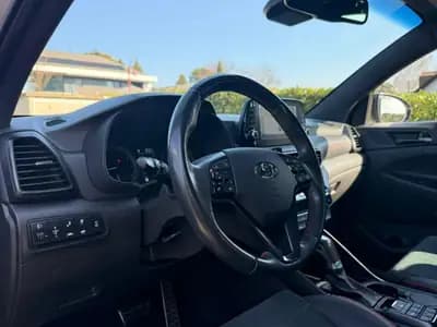 Hyundai Tucson 1.6 TGDI N-Line 4WD — SUV premium avec moteur turbo et transmission DCT — Miniature 11