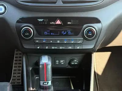 Hyundai Tucson 1.6 TGDI N-Line 4WD — SUV premium avec moteur turbo et transmission DCT — Miniature 24
