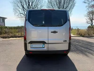 Ford Transit Custom Van 290 L1H1 — Utilitaire fiable diesel, 102'000 km, sièges ventilés — détail